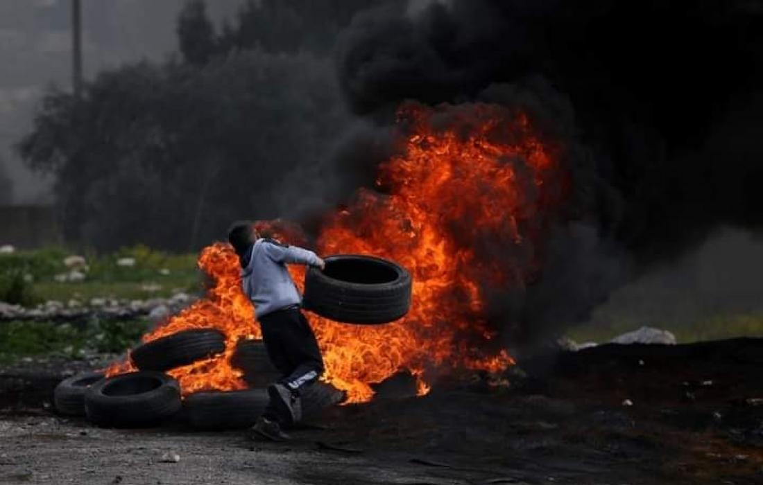 إصابة عشرات الفلسطينيين خلال إعتداءات جيش العدو الصهيوني على الفلسطينيين في الضفة